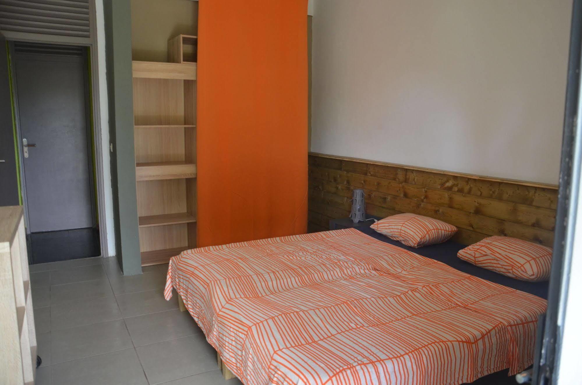 E.Gwada Hostel Le Gosier  Εξωτερικό φωτογραφία